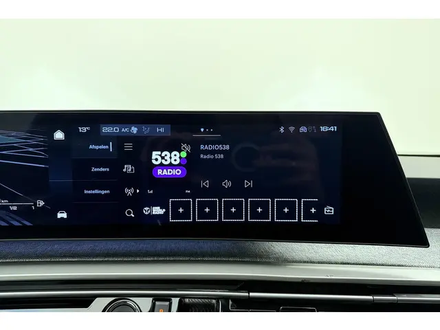 Peugeot 3008 1.2 Hybrid 136 Allure 2024 Hybride Benzine 22