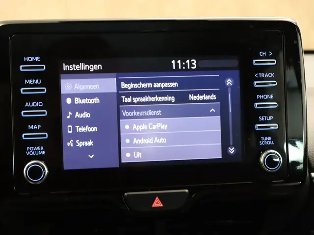 Toyota Yaris 1.5 Hybrid Dynamic 2022 Hybride Benzine 31