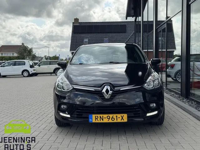 Renault Clio 0.9 TCe Limited 2018 Benzine 18
