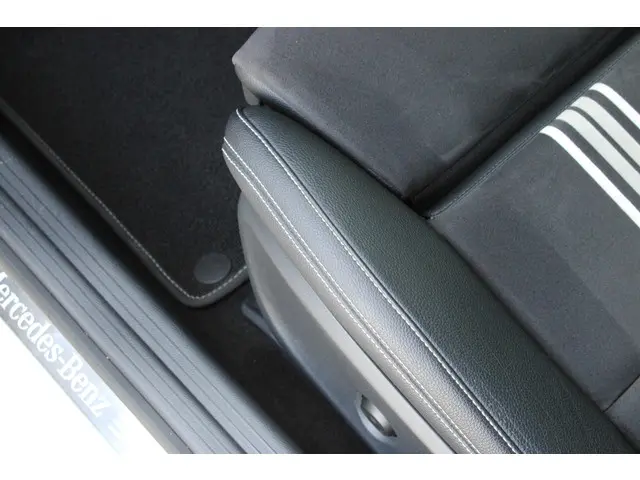 Mercedes-Benz CLA 180 AMG 2018 Benzine 31