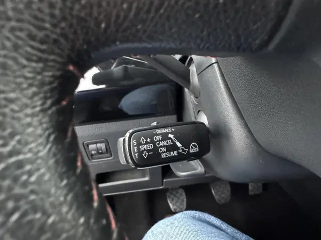 SEAT Ibiza 1.0 TSI FR Business Intense 2018 Benzine 24