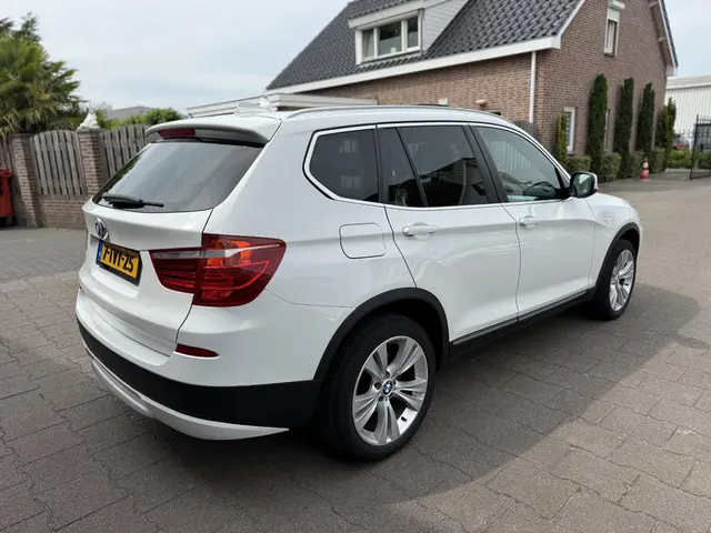 BMW X3 xDrive20i High Executive Panorama 2014 Benzine 10