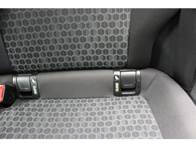 Opel Corsa 1.2 ecoflex 2017 Benzine 12