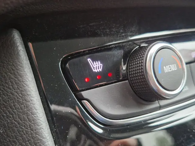 Opel Grandland 1.2 Turbo Ultimate 2024 Benzine 19