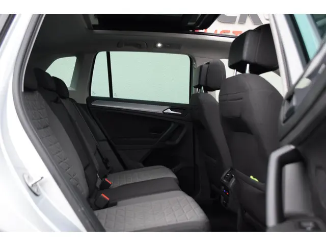 Volkswagen Tiguan 1.5 TSI Life Business 2021 Benzine 12