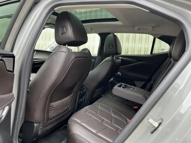 DS DS 4 E-Tense La Première 2022 Hybride Benzine 28