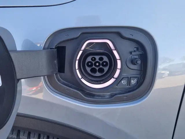 Ford Kuga 2.5 PHEV Active X 2025 Hybride Benzine 26