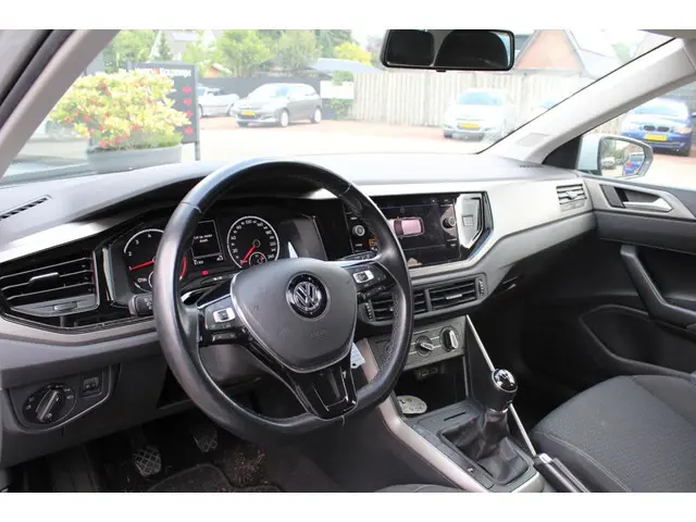 Volkswagen Polo 1.0 TSI 95pk Comfortline 2020 Benzine 6