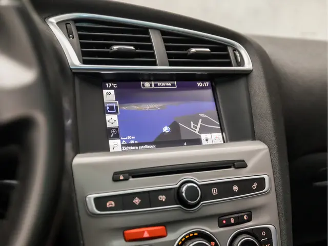 Citroën C4 1.2 PureTech Sport 2016 Benzine 23