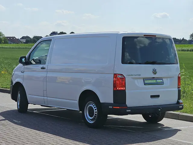 Volkswagen Transporter 2.0 TDI 2019 Diesel 6