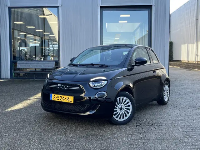 Fiat 500 42 kWh 2023 Elektrisch 69