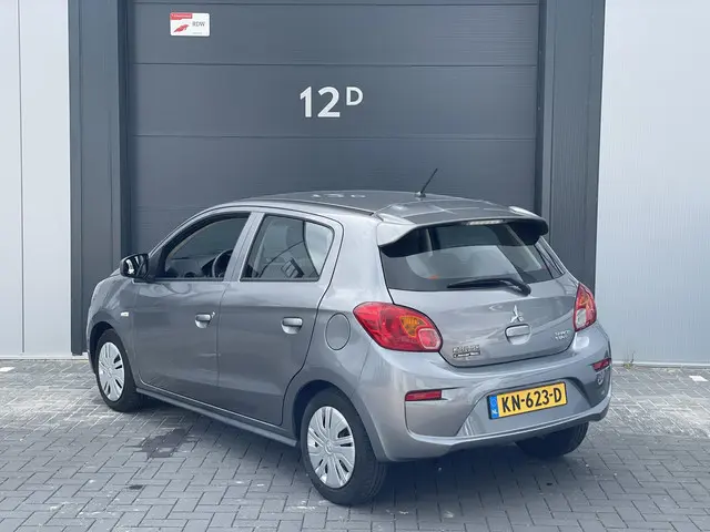 Mitsubishi Space Star 1.0 Cool+ 2016 Benzine 4
