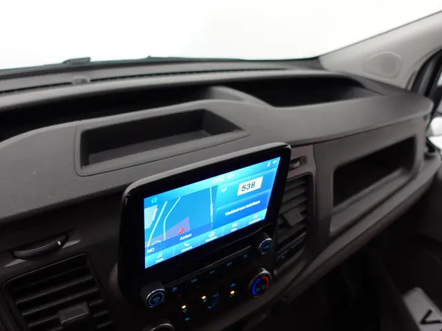 Ford Transit Custom 300 L2H1 Trend 2023 Diesel 26