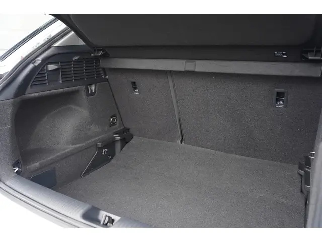 Audi Q2 35 TFSI epic 2020 Benzine 11