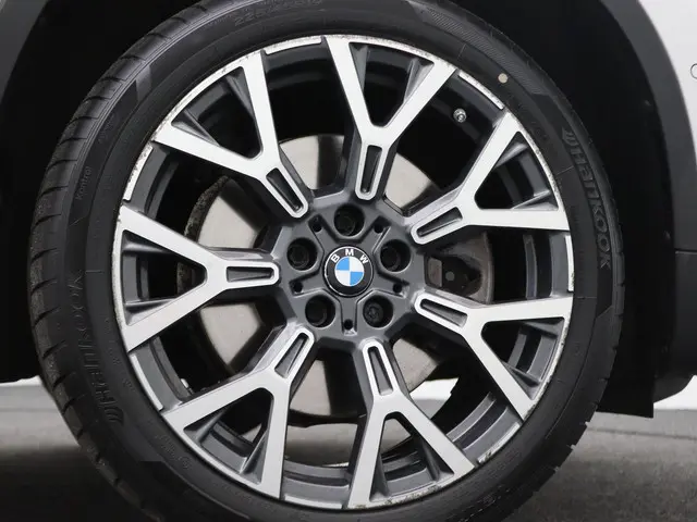 BMW X1 sDrive20i 2020 Benzine 18