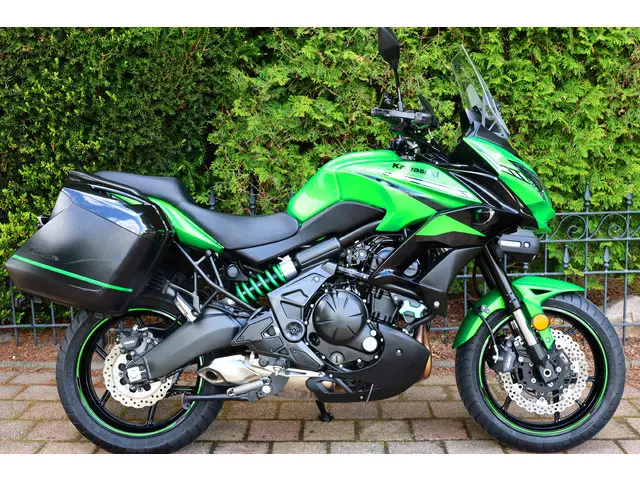 Kawasaki Versys 650 GRAND TOURER ABS 2019 Benzine 10