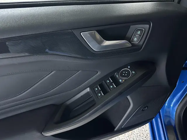 Ford Focus 1.0 EcoBoost ST Line Business 2020 Benzine 8