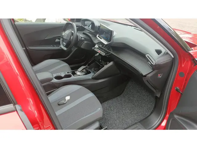 Peugeot 2008 1.2 PureTech Allure 2020 Benzine 46