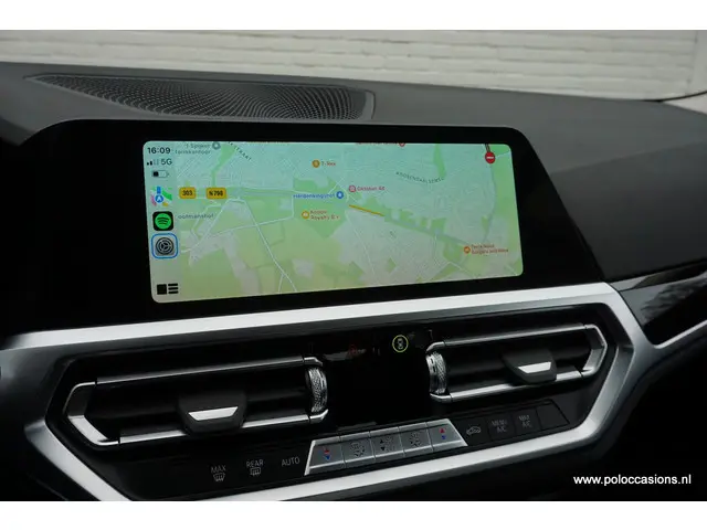 BMW 3 Serie 318i 2021 Benzine 21