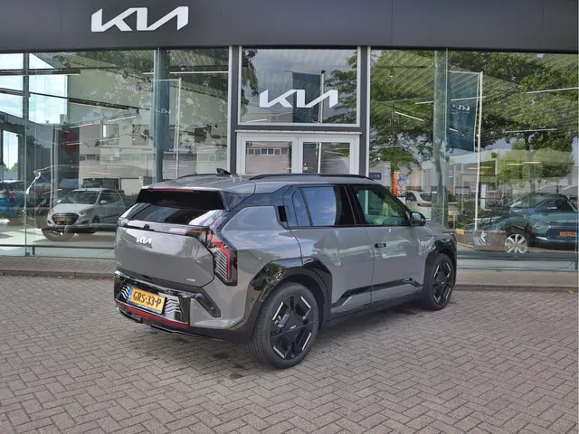 Kia EV3 GT-PlusLine 81.4 kWh 2024 Elektrisch 4