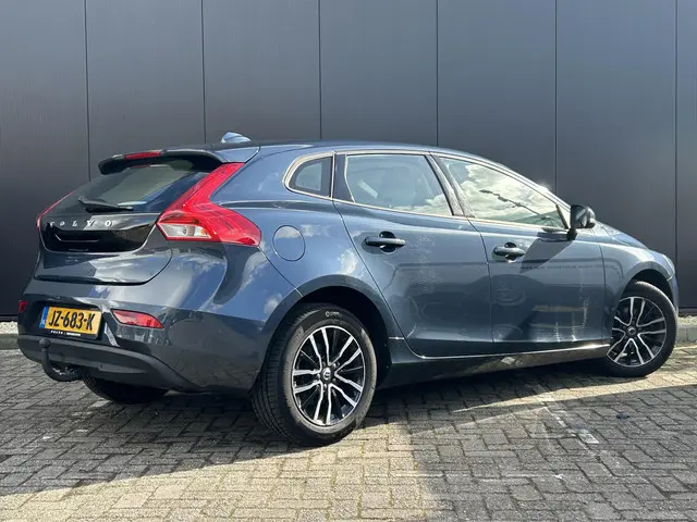 Volvo V40 2