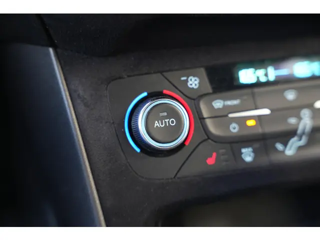 Ford Focus 1.5 ST-Line 182 2017 Benzine 28