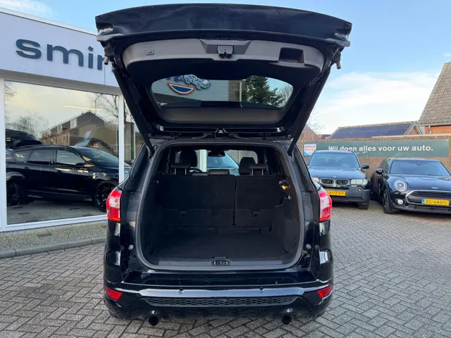 Ford Kuga 1.5 EcoBoost Vignale 2018 Benzine 32