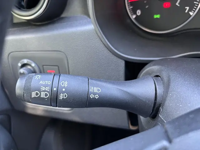 Dacia Duster 1.3 TCe Prestige 2019 Benzine 24