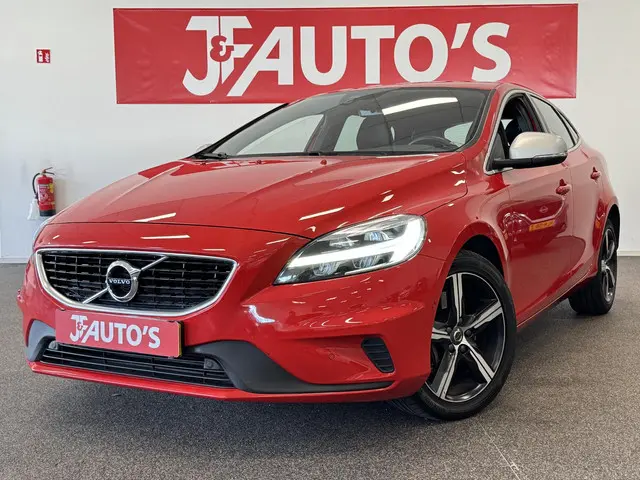 Volvo V40 2.0 T4 Business Sport 2017 Benzine