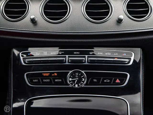 Mercedes-Benz E-Klasse 220 d Prestige Plus 2016 Diesel 17