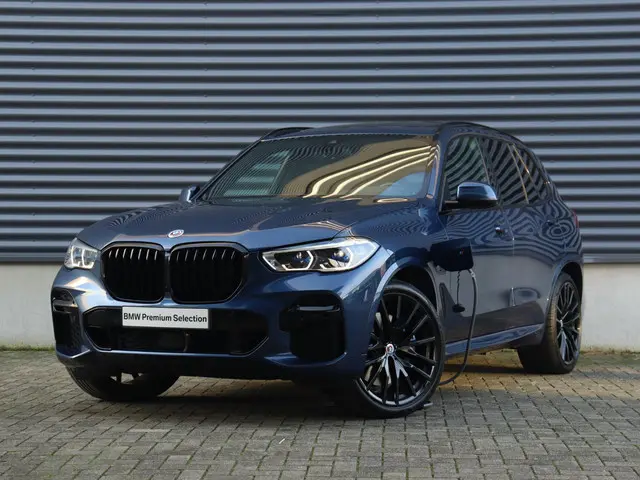 BMW X5 xDrive45e 2022 Hybride Benzine 45