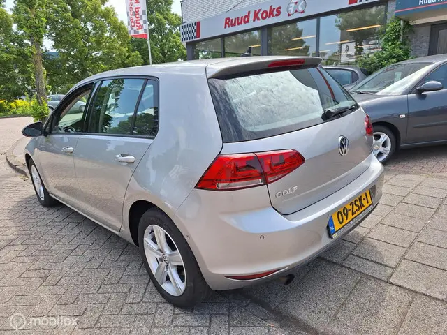 Volkswagen Golf 1.2 TSI HIGHLINE 2013 Benzine 6