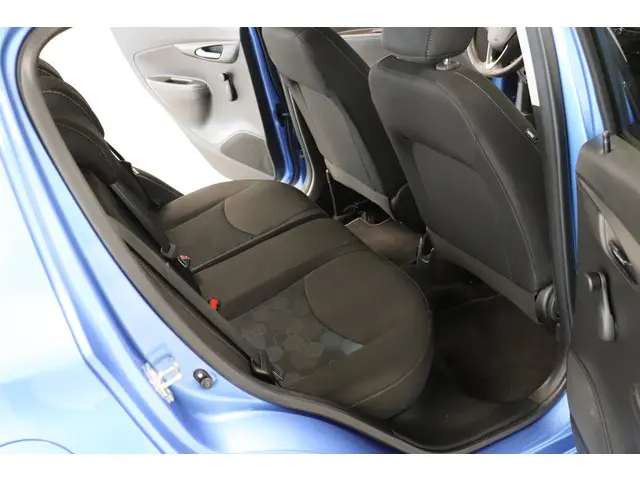 Opel KARL 1.0 Rocks Online Edition 2018 Benzine 19