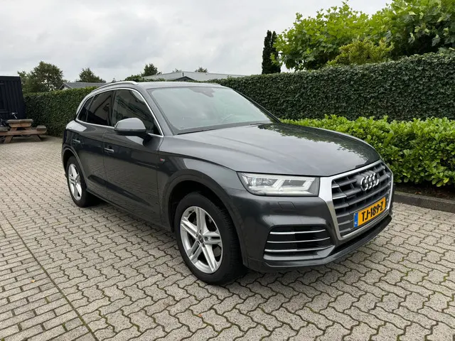 Audi Q5 2.0 TFSI quattro Sport S Line 2018 Benzine 22