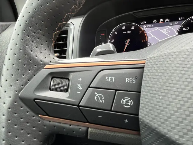 SEAT Ateca 1.5 TSi DSG FR Business Intense 2024 Benzine 25