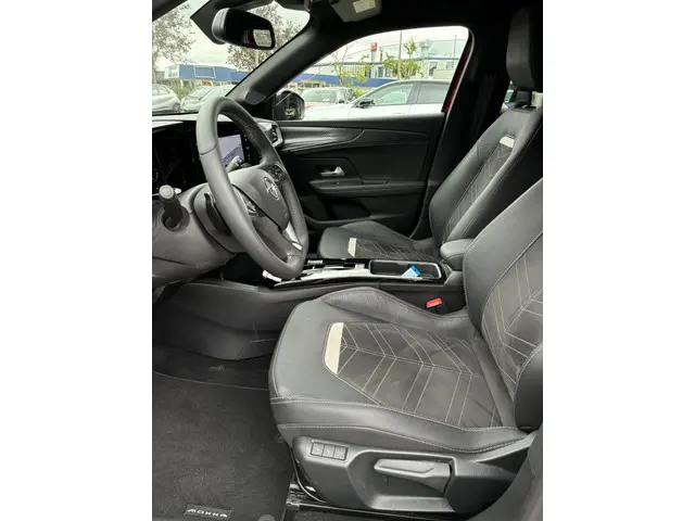 Opel Mokka 1.2 Turbo 130Pk Ultimate 2024 Benzine 38