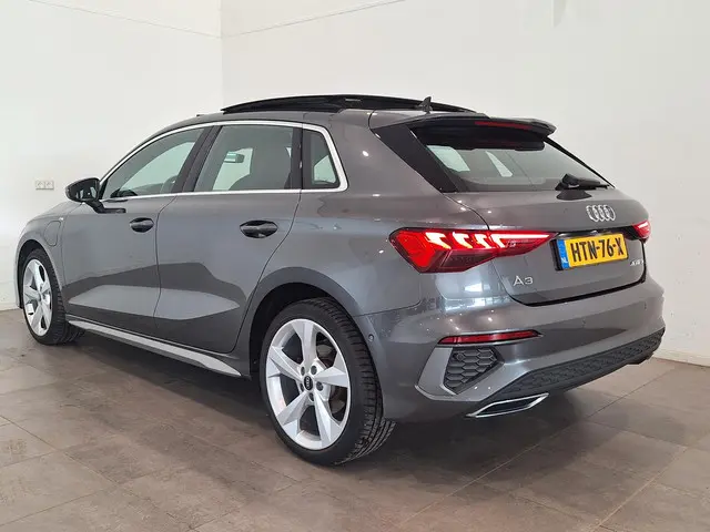 Audi A3 Sportback 40 TFSI e S-Line 2022 Hybride Benzine 4
