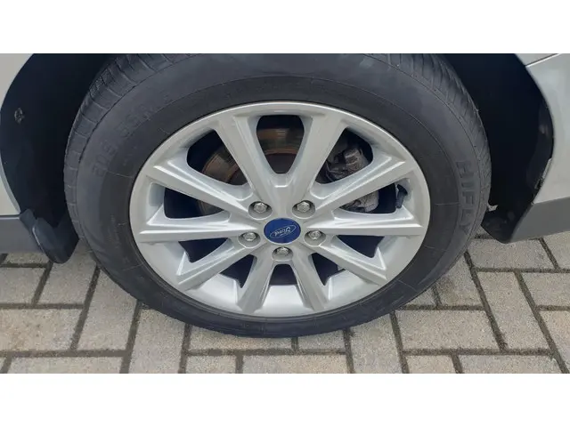 Ford Focus Wagon 1.5 TDCI Titanium 2017 Diesel 24