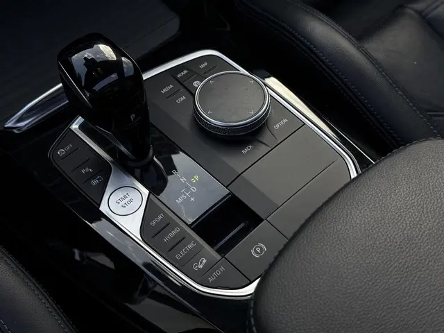 BMW X3 xDrive30e 2023 Hybride Benzine 25