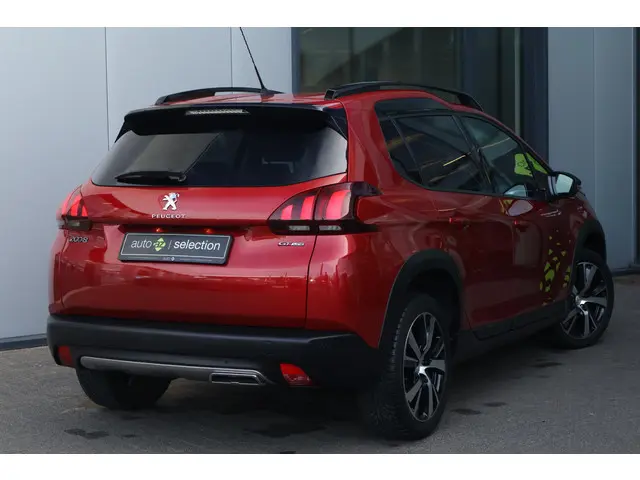 Peugeot 2008 1.2 PureTech GT-line 2018 Benzine 2