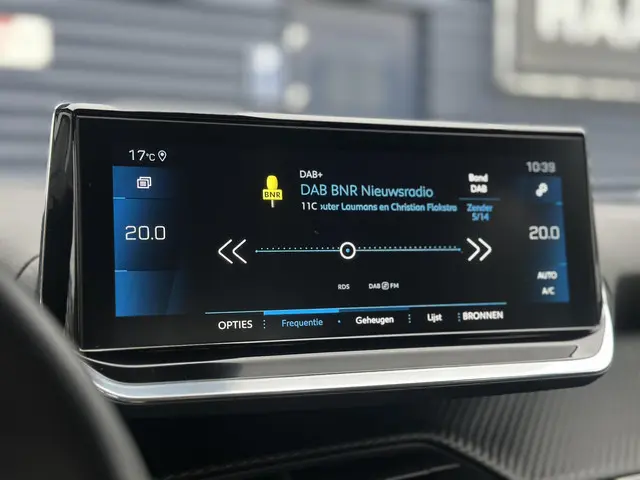 Peugeot 208 1.2 PureTech 100pk Allure Pack 2021 Benzine 13