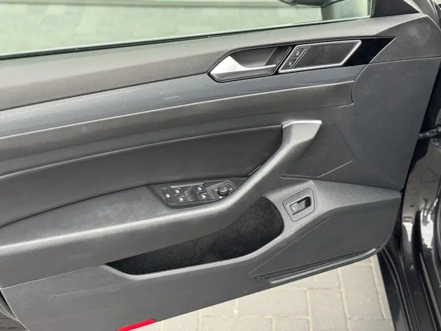 Volkswagen Arteon 2.0 TSI R-Line 2019 Benzine 28