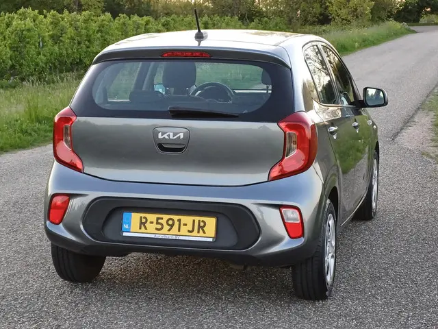 Kia Picanto 1.0 DPi ComfortLine 2022 Benzine 6