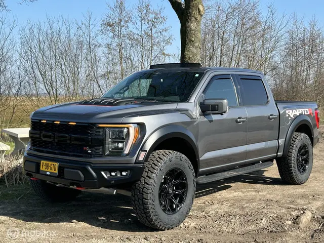 Ford F-150 USA Raptor R 2023 Benzine 7