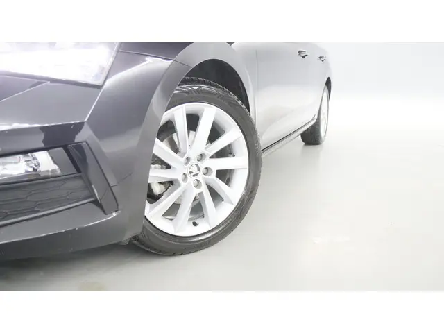 Škoda Scala 1.0 TSI 110pk Sport Business 2021 Benzine 12