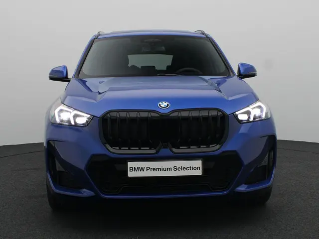 BMW X1 xDrive25e 2025 Hybride Benzine 3