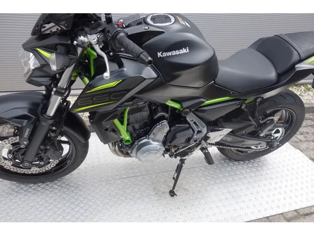 Kawasaki Z650 ABS 2019 Benzine 18