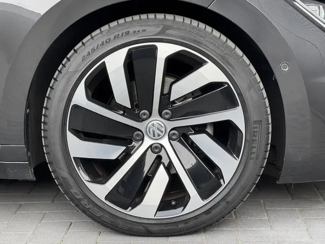 Volkswagen Arteon 2.0 TSI R-Line 2019 Benzine 5