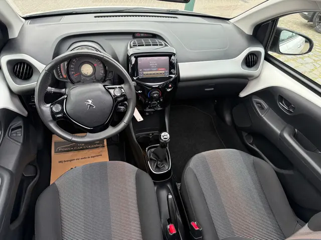 Peugeot 108 1.2 VTi Allure 2014 Benzine 8