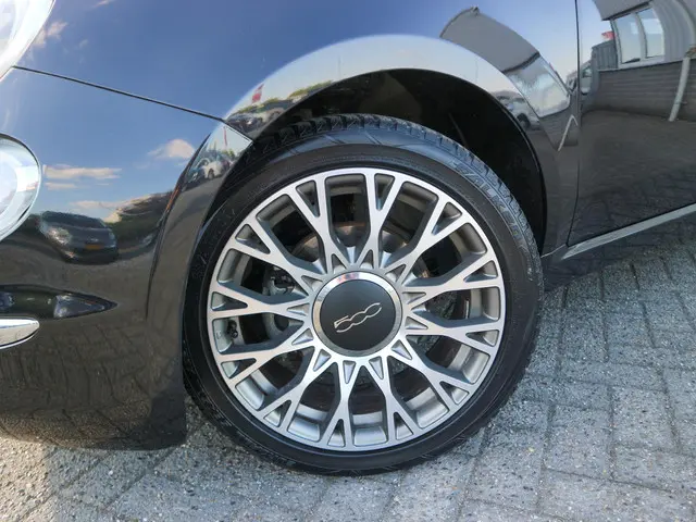Fiat 500 1.0 Hybrid Dolcevita 2020 Benzine 2